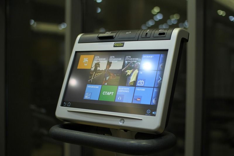 Orion Hotel 비슈케크 외부 사진 A medical computer